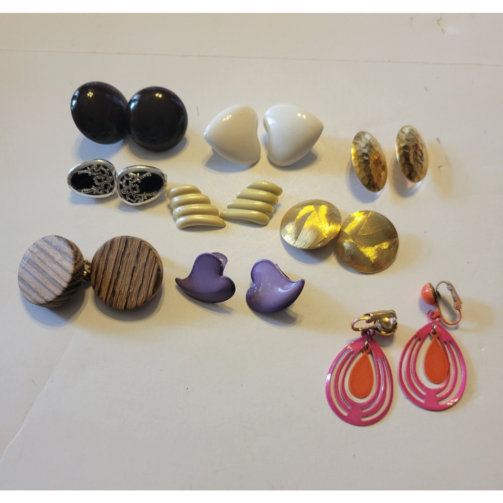 Set of 9 Vintage Estate 80s Earrings Screw‎ Back Clip-On Costume Jewelry Variety